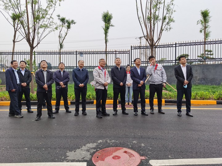 臨汾市委副書(shū)記、市長(zhǎng)王延峰蒞臨華翔集團(tuán)調(diào)研